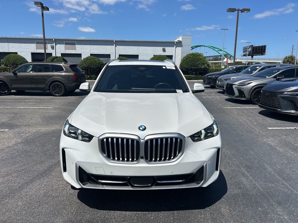 Thumbnail: 2026 BMW X5 - 13