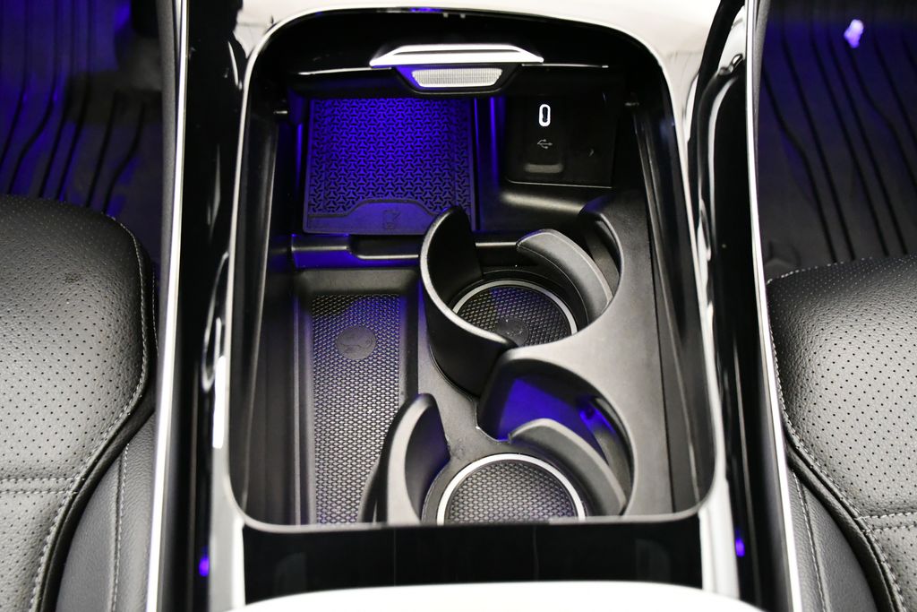 Thumbnail: 2024 Mercedes-Benz GLC - 29