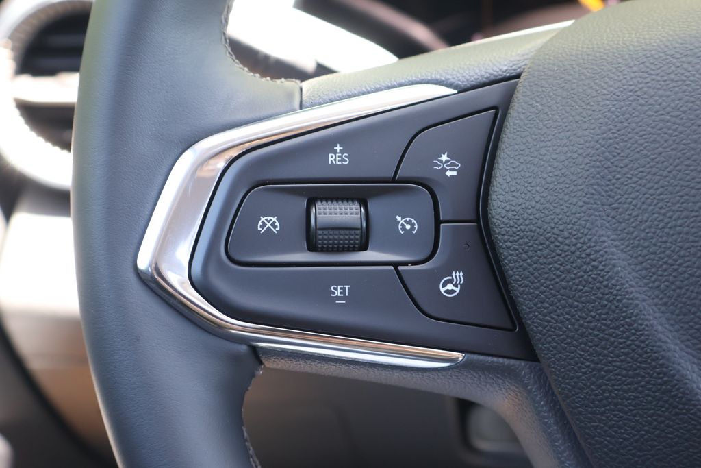Thumbnail: 2026 Chevrolet Trax - 31