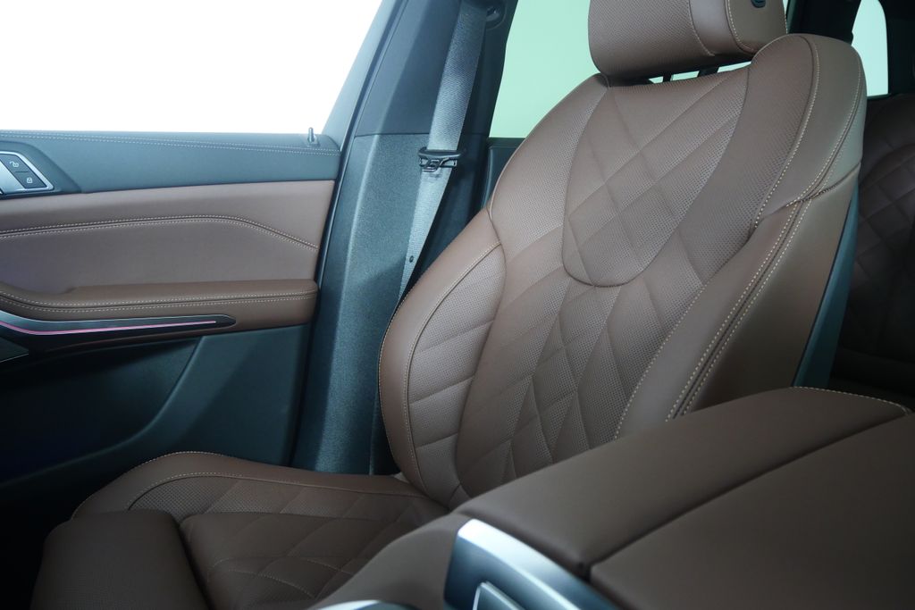 Thumbnail: 2026 BMW X5 - 24
