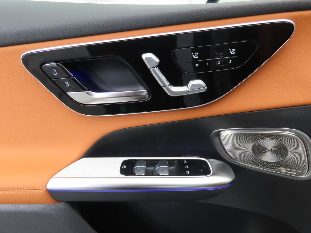 Thumbnail: 2026 Mercedes-Benz GLC - 25