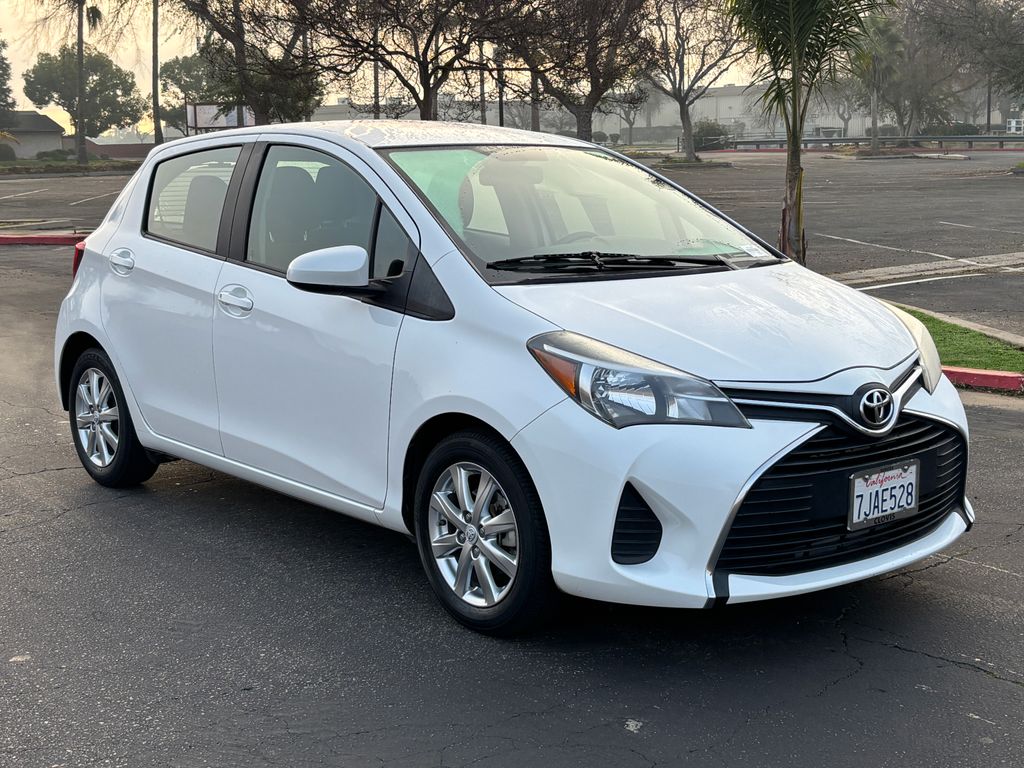 Thumbnail: 2015 Toyota Yaris - 3