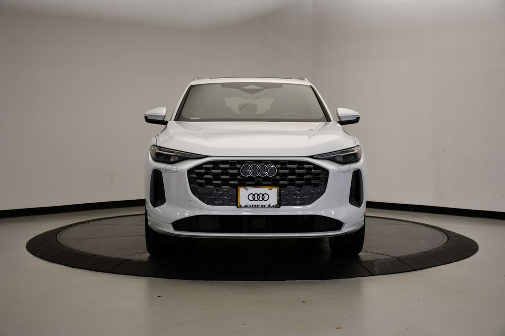 Thumbnail: 2025 Audi Q5 - 8