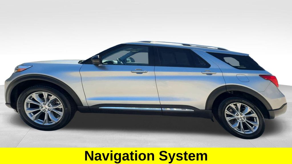 2023 Ford Explorer Limited photo