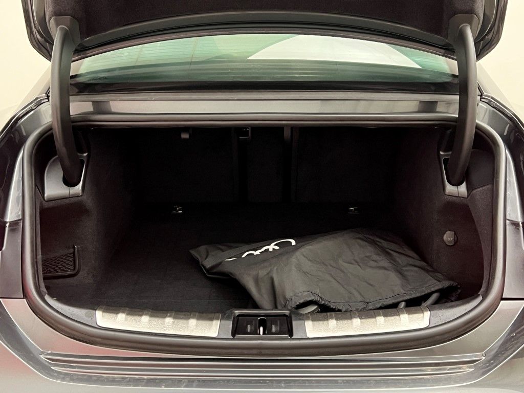 Thumbnail: 2023 Audi e-tron GT - 8