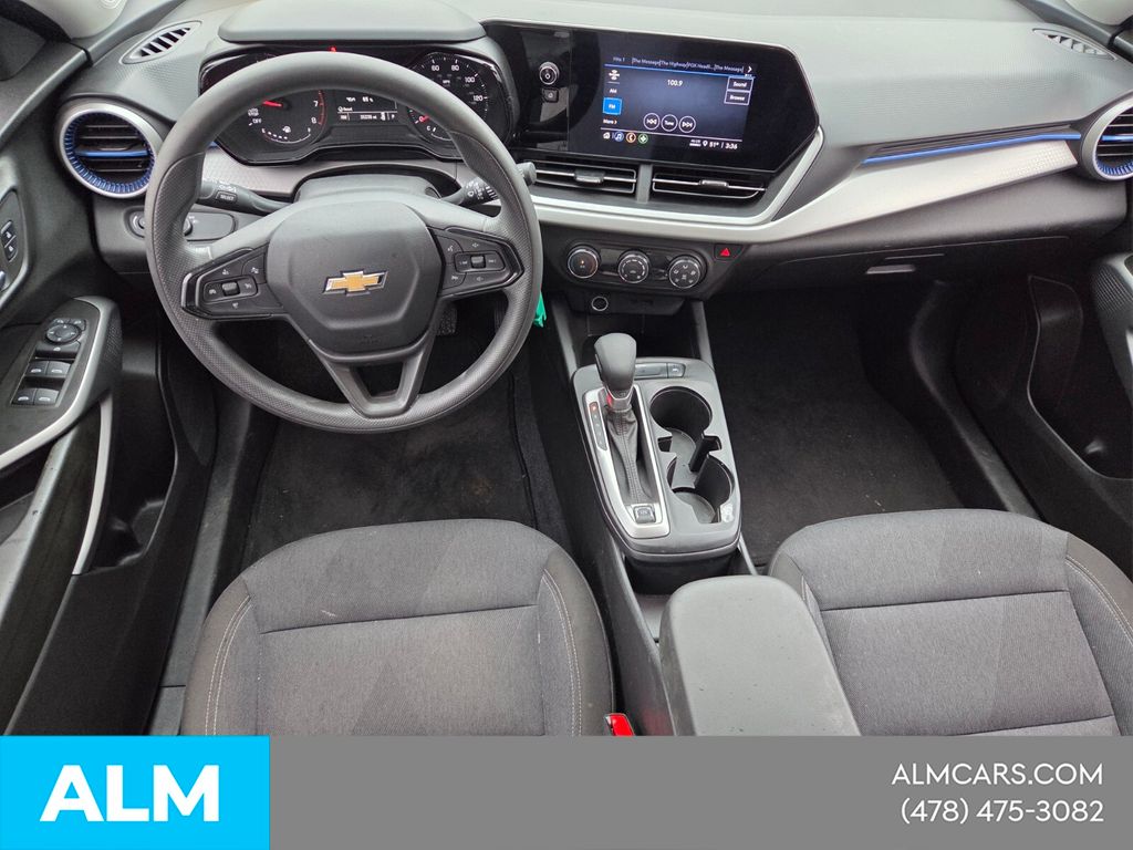 Used 2024 Black Chevrolet LS image 9