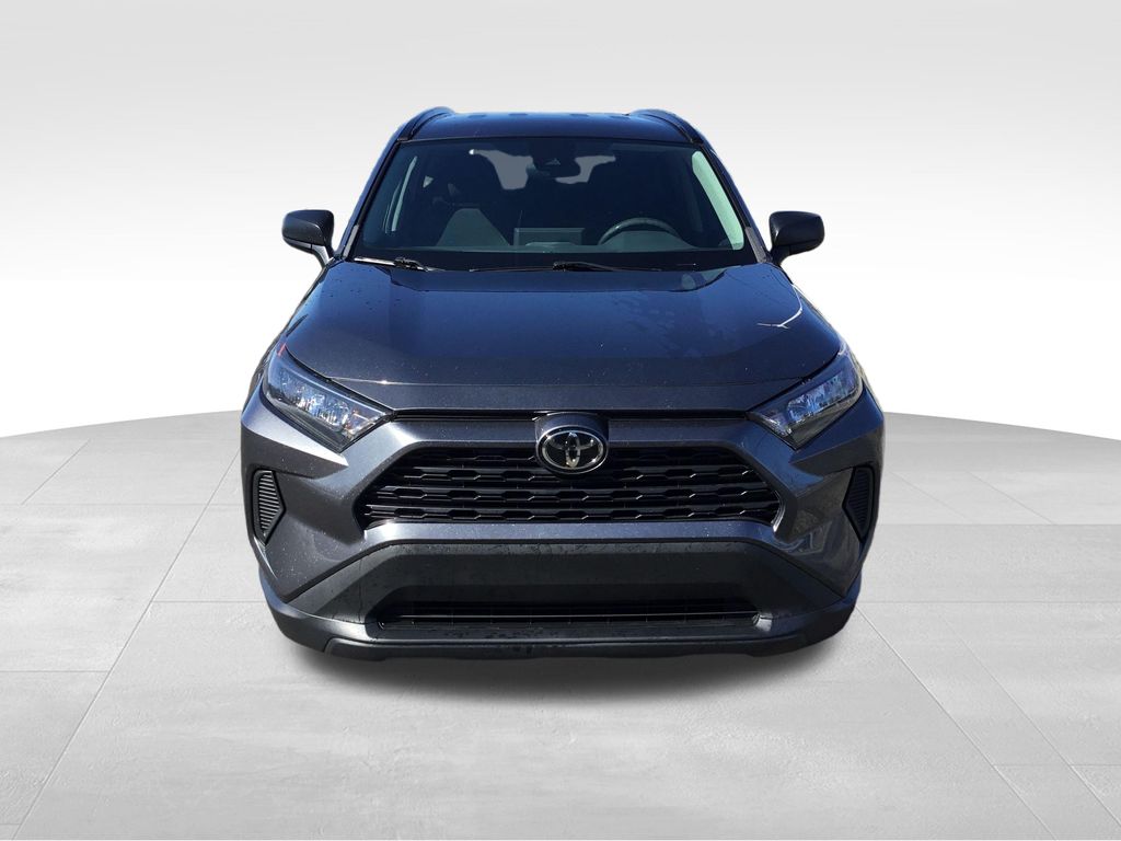 Thumbnail: 2021 Toyota RAV4 - 8