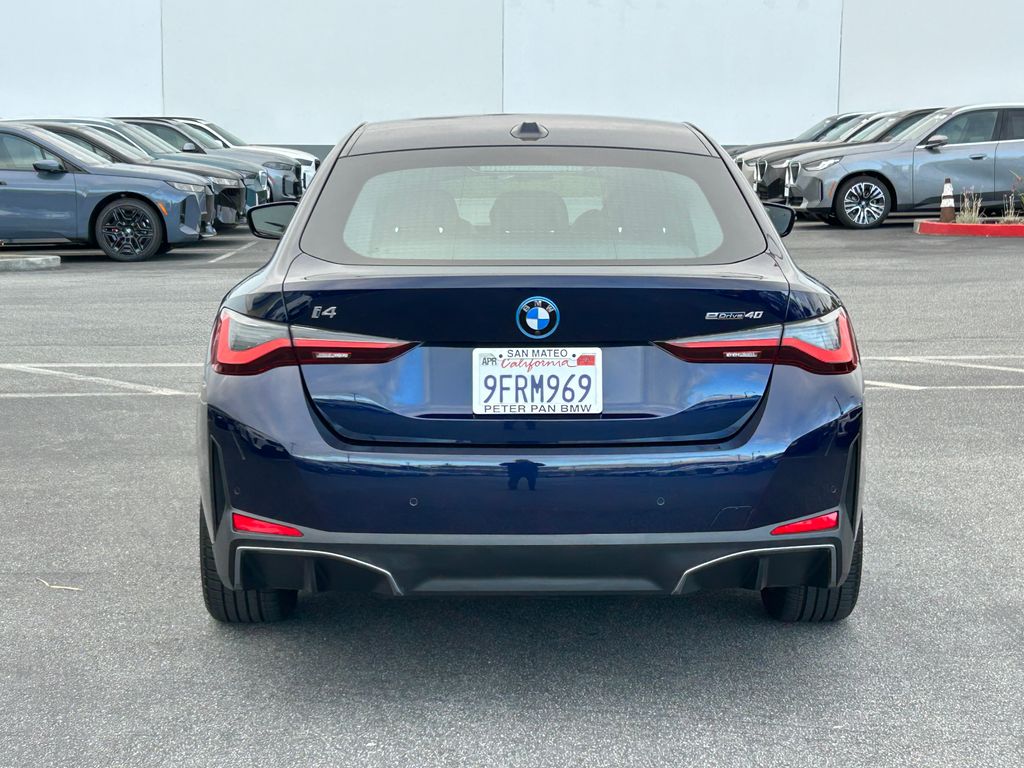 Thumbnail: 2023 BMW i4 - 4