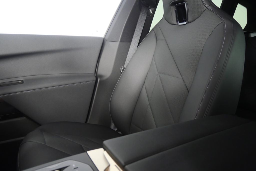 Thumbnail: 2026 BMW iX - 23