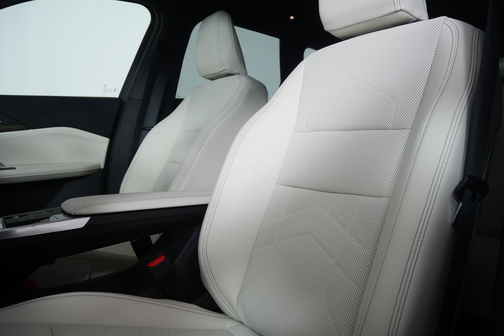 Thumbnail: 2026 BMW X1 - 11