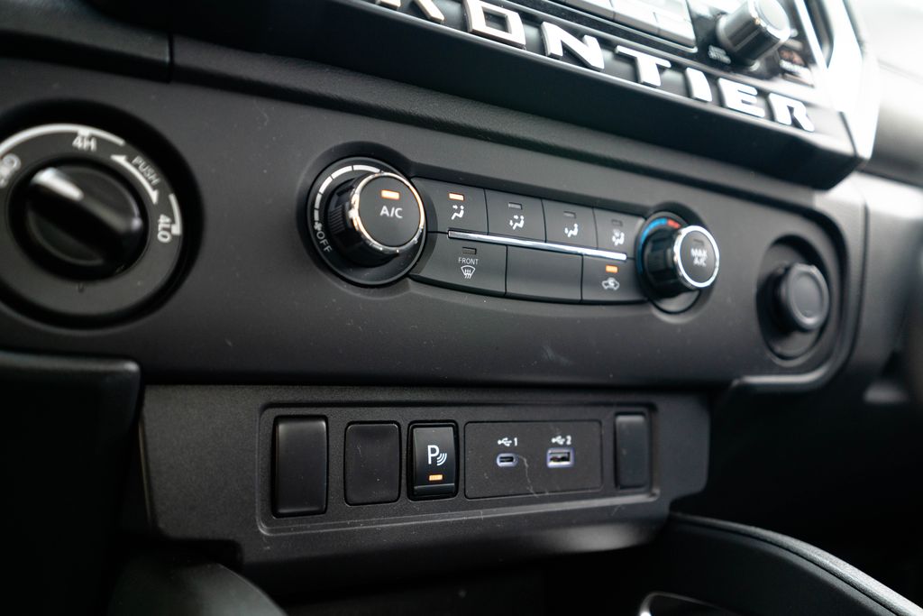Used 2025 Nissan Frontier Truck