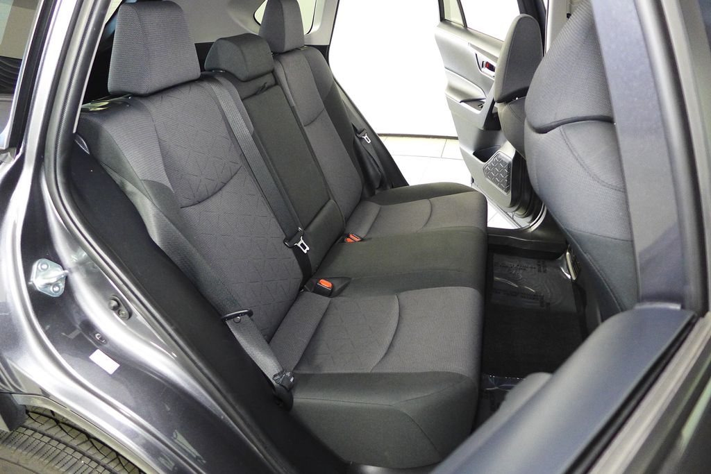 Thumbnail: 2020 Toyota RAV4 - 20