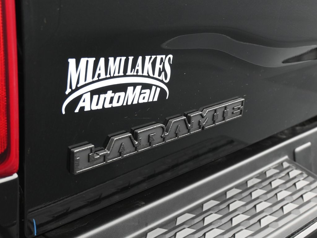 New 2026 Diamond Black Crystal Pearlcoat Ram Laramie image 35