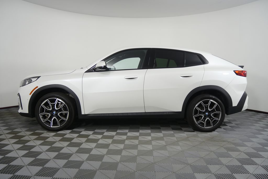 Thumbnail: 2024 BMW X2 - 6