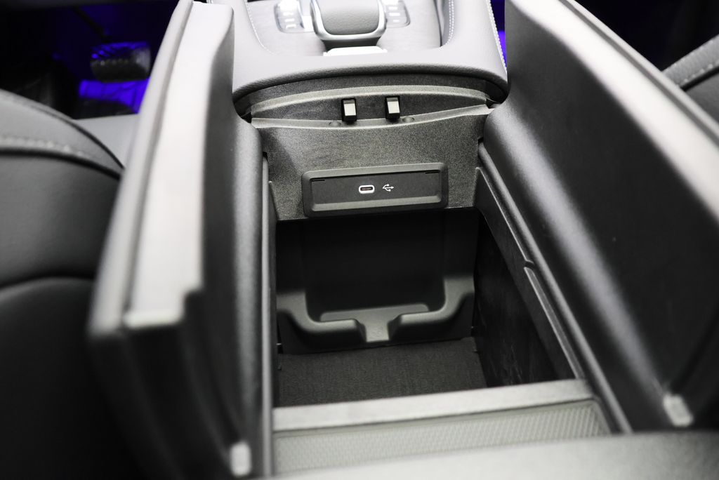 Thumbnail: 2026 Mercedes-Benz GLS - 30