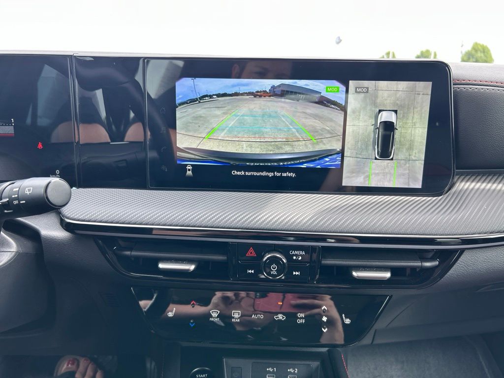 Used 2025 Nissan Kicks SUV