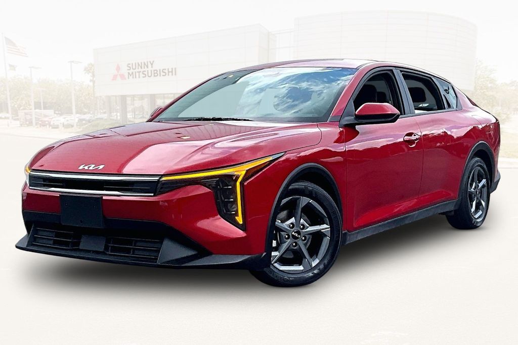 Currant Red 2025 Kia K4 LXS FWD Sedan Front-Wheel Drive Continuously Variable Transmission