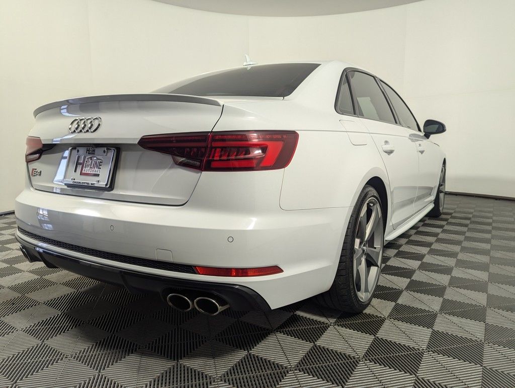 2019 Audi S4 3.0T Premium Plus photo