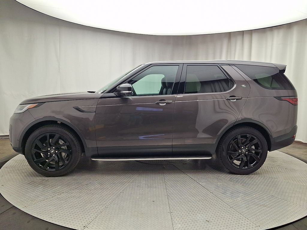 Thumbnail: 2025 Land Rover Discovery - 7