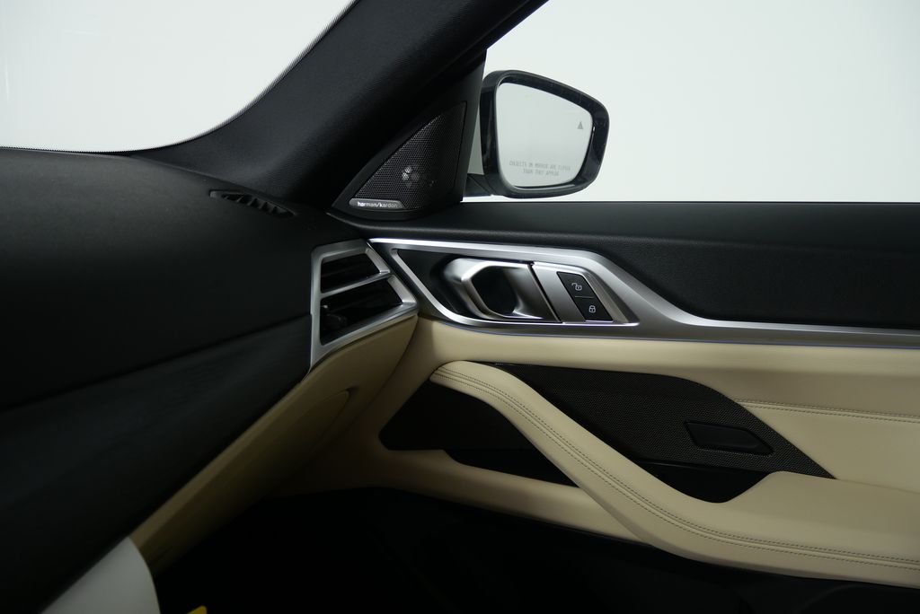 2025 BMW i4 eDrive40 23