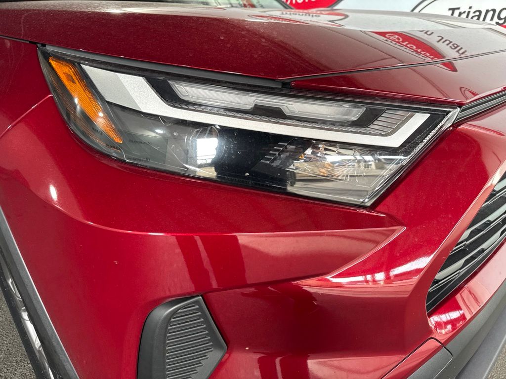 Thumbnail: 2023 Toyota RAV4 - 10