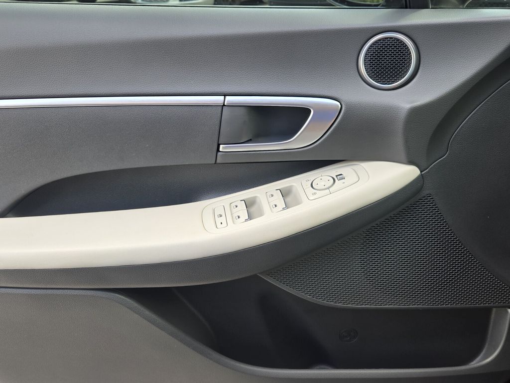 2025 Hyundai Sonata - $22,999