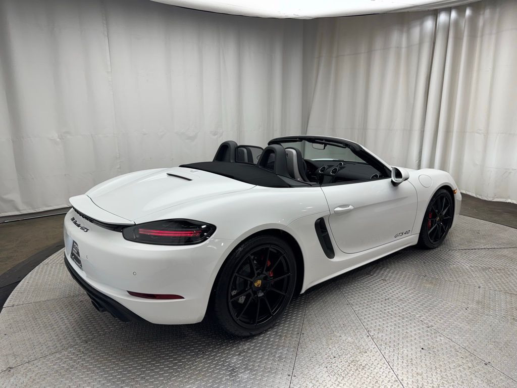 2025 Porsche 718 Boxster GTS 8