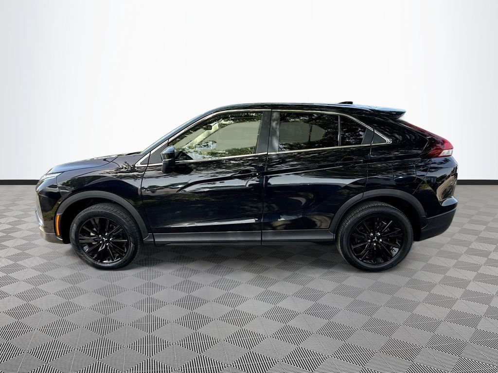 Used 2024 Black Mitsubishi LE image 4