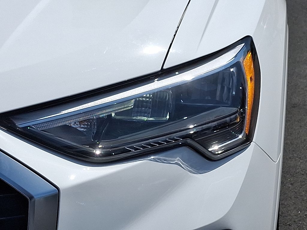 2022 Audi Q3 Premium 9