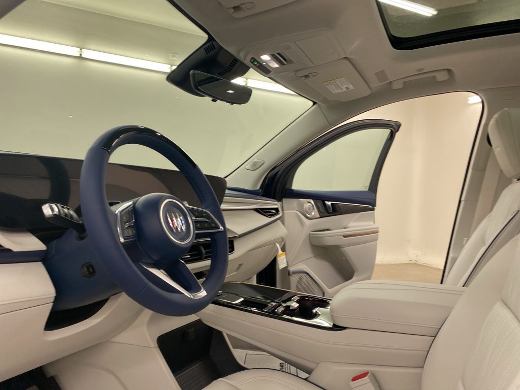2025 Buick Enclave Avenir photo
