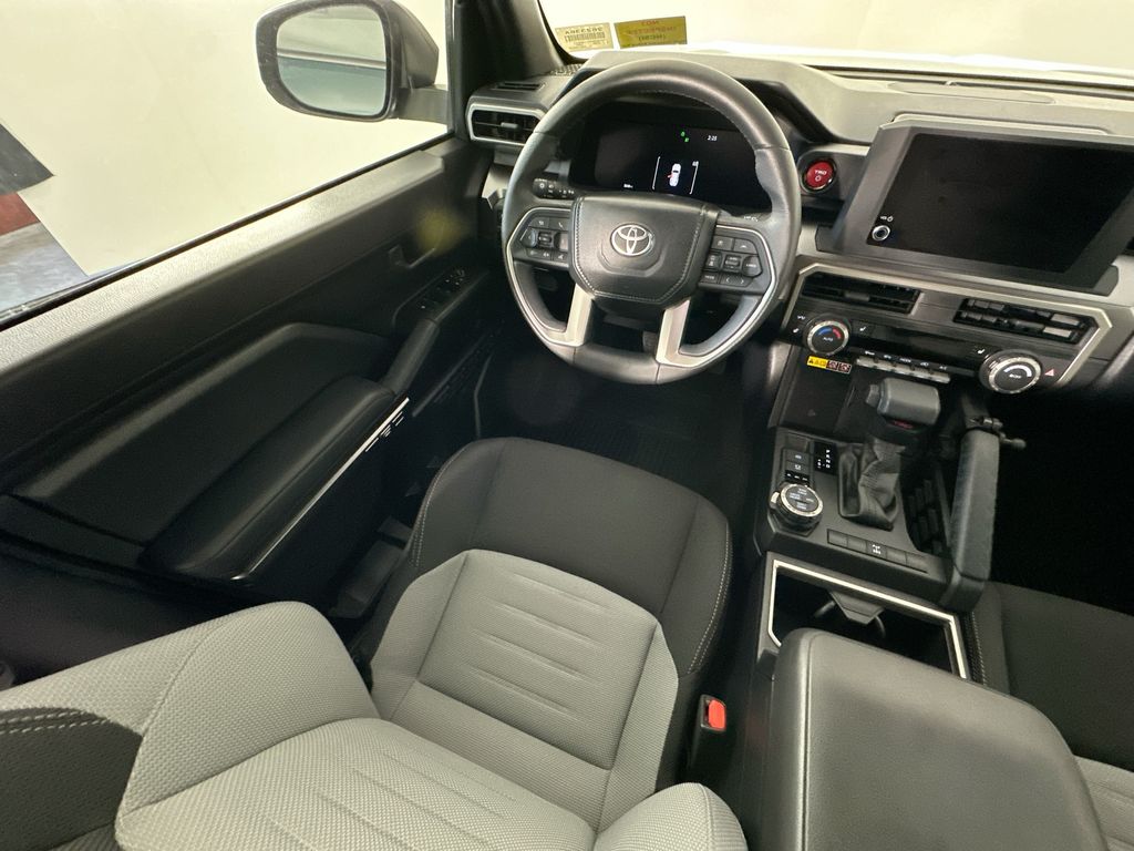 Toyota4Runner i-FORCE MAX Hybrid9
