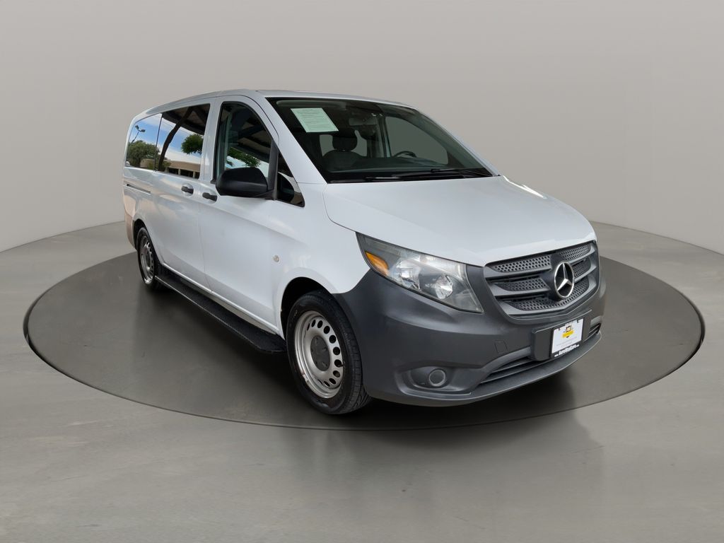 Arctic White 2016 Mercedes-Benz Metris Passenger Van Rear-Wheel Drive 7-Speed Automatic