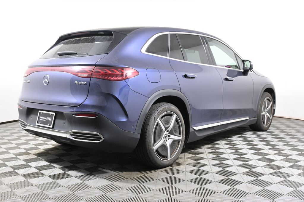 Thumbnail: 2023 Mercedes-Benz EQE - 7