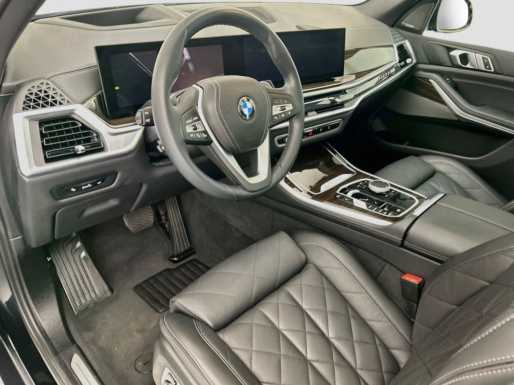 Thumbnail: 2024 BMW X5 - 9