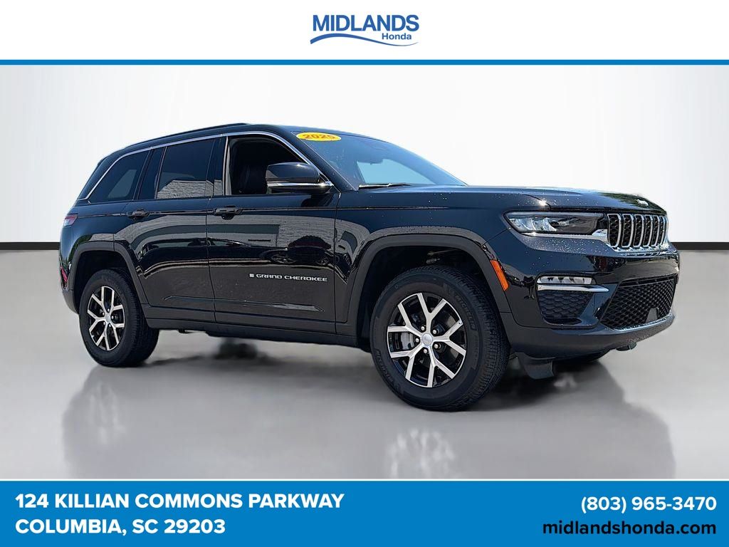 Diamond Black Crystal Pearlcoat 2025 Jeep Grand Cherokee SUV / Crossover Four-Wheel Drive 8-Speed Automatic