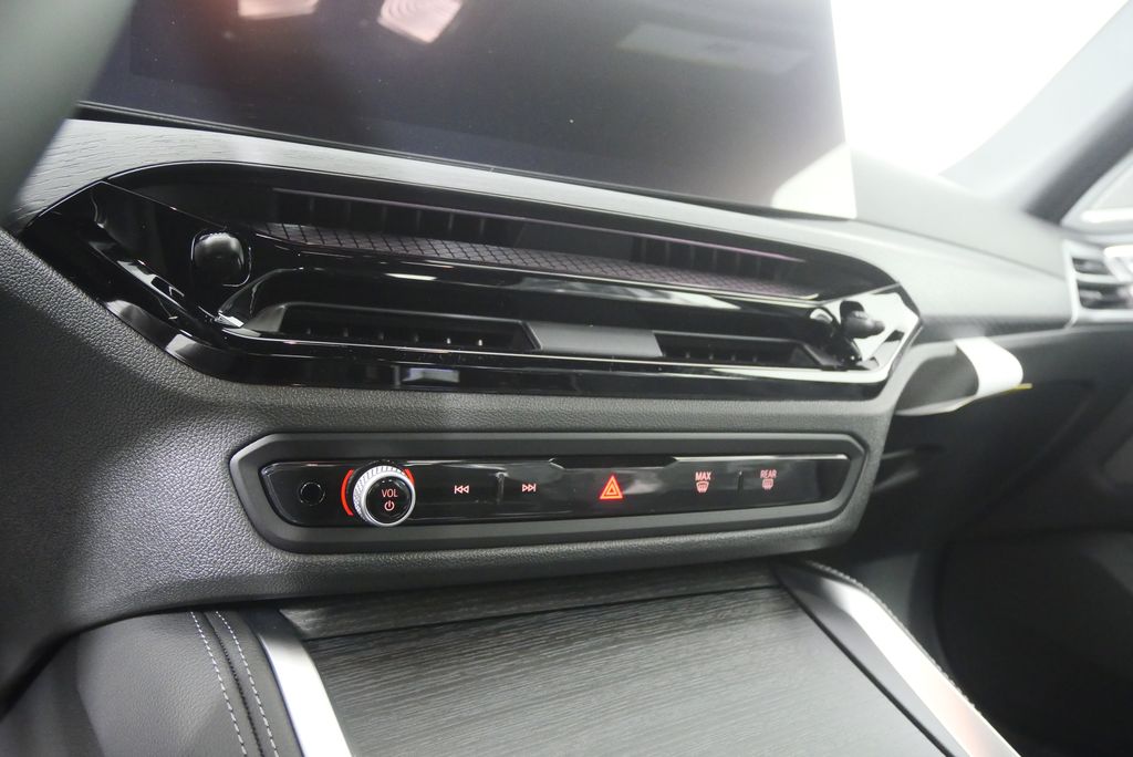 Thumbnail: 2026 BMW 4 Series - 22