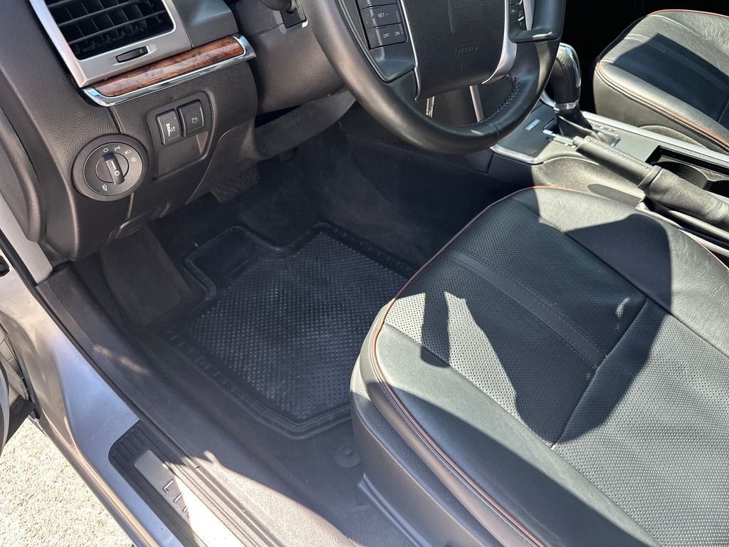 Used Car 2011 Lincoln Mkz  Base For Sale Under $12,000 In Austin, Texas