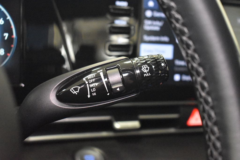 2022 Hyundai Elantra SEL 24