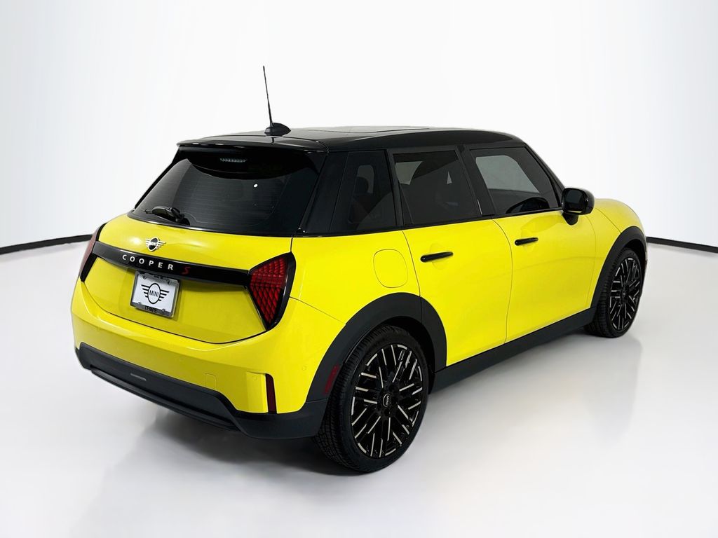 Thumbnail: 2025 MINI Cooper - 5