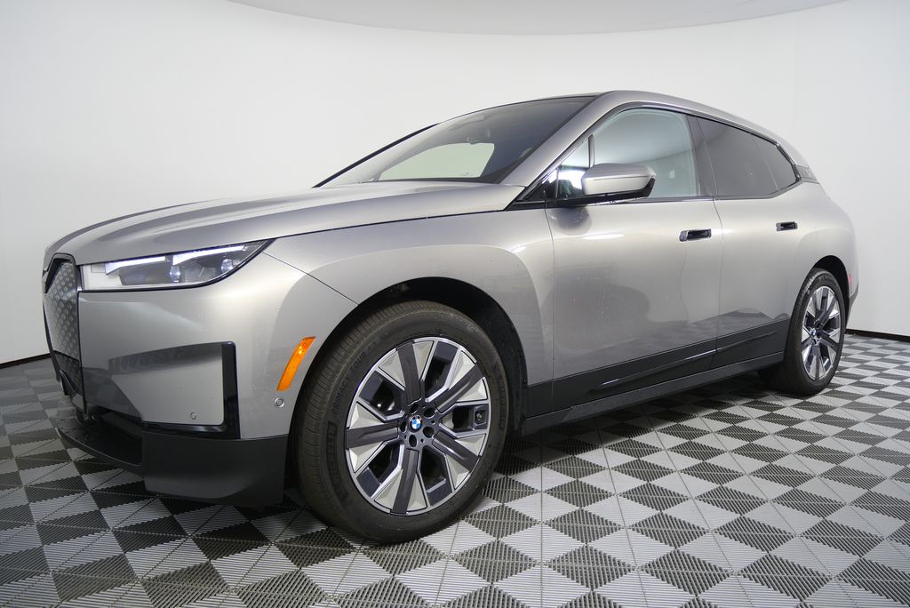 Thumbnail: 2025 BMW iX - 8