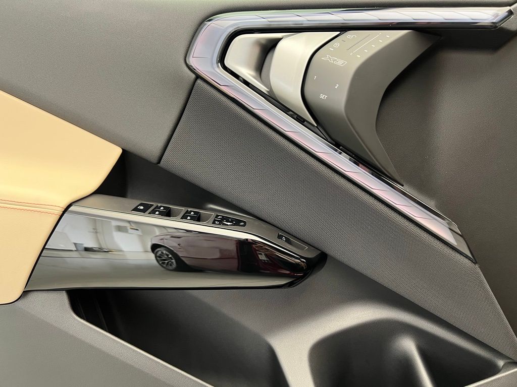 Thumbnail: 2026 BMW X3 - 19