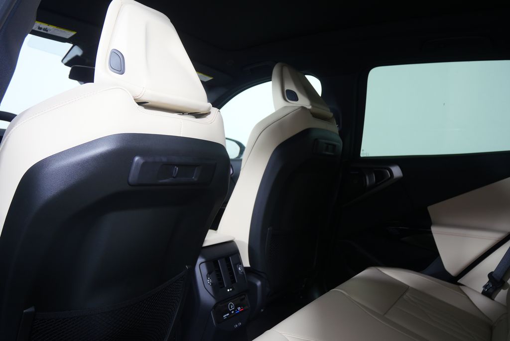 Thumbnail: 2026 BMW X3 - 17