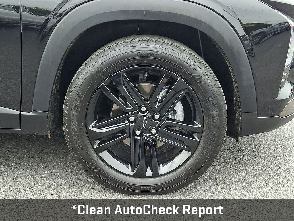 2024 Chevrolet Trax ACTIV Black at Klick Lewis Buick Chevrolet