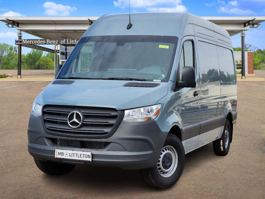 2024 Mercedes-Benz Sprinter 2500 Cargo 144 WB 1