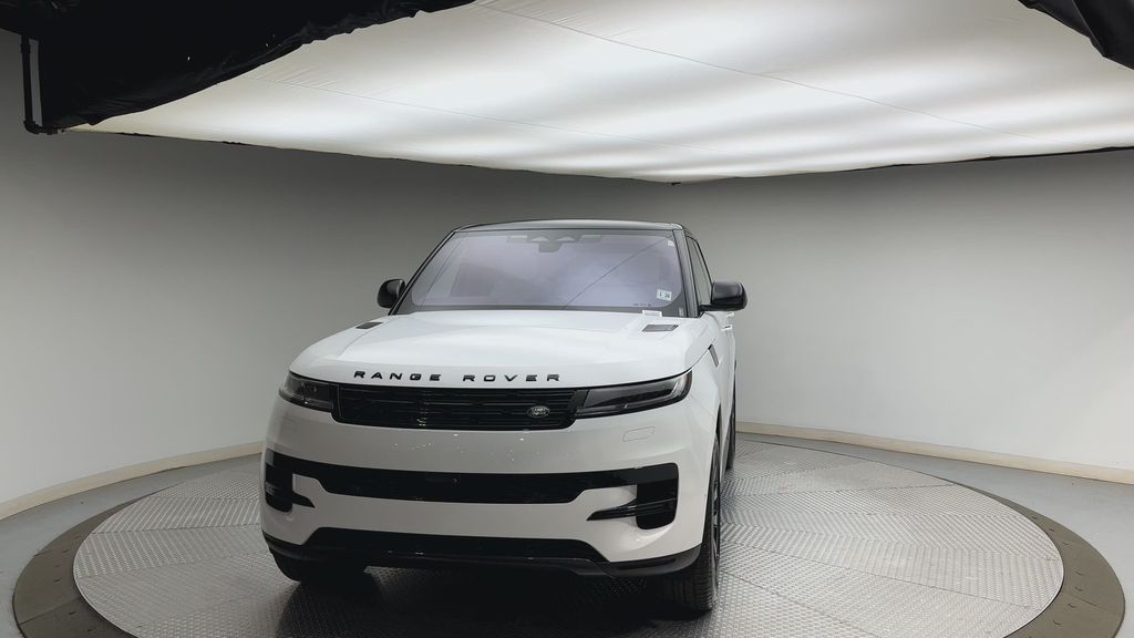 Thumbnail: 2023 Land Rover Range Rover Sport - 7