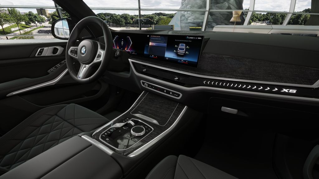 Thumbnail: 2026 BMW X5 - 14