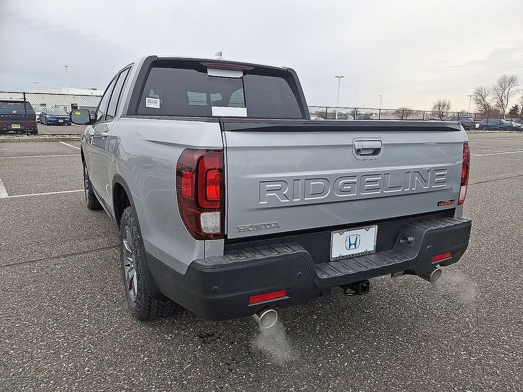 Thumbnail: 2025 Honda Ridgeline - 3