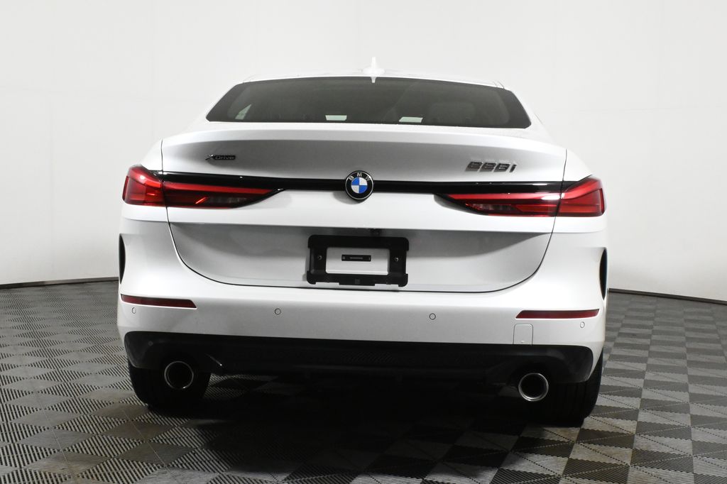 Thumbnail: 2024 BMW 2 Series - 6