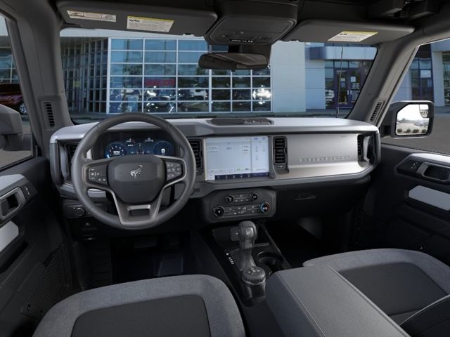 2026 Ford Bronco Base White at Legacy Ford