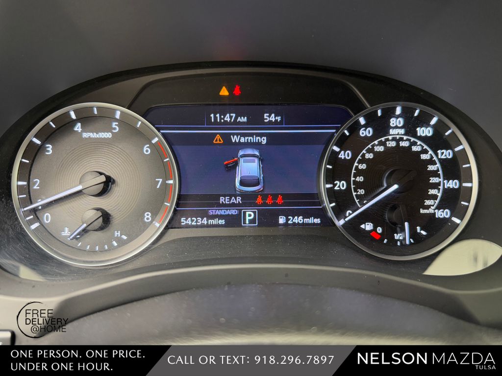 Used 2022 Black INFINITI LUXE image 26